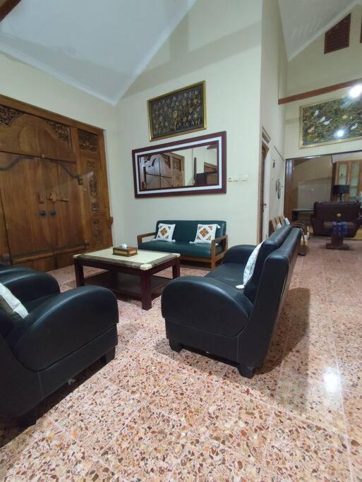Niki Mawon Homestay Kejayan Luaran gambar